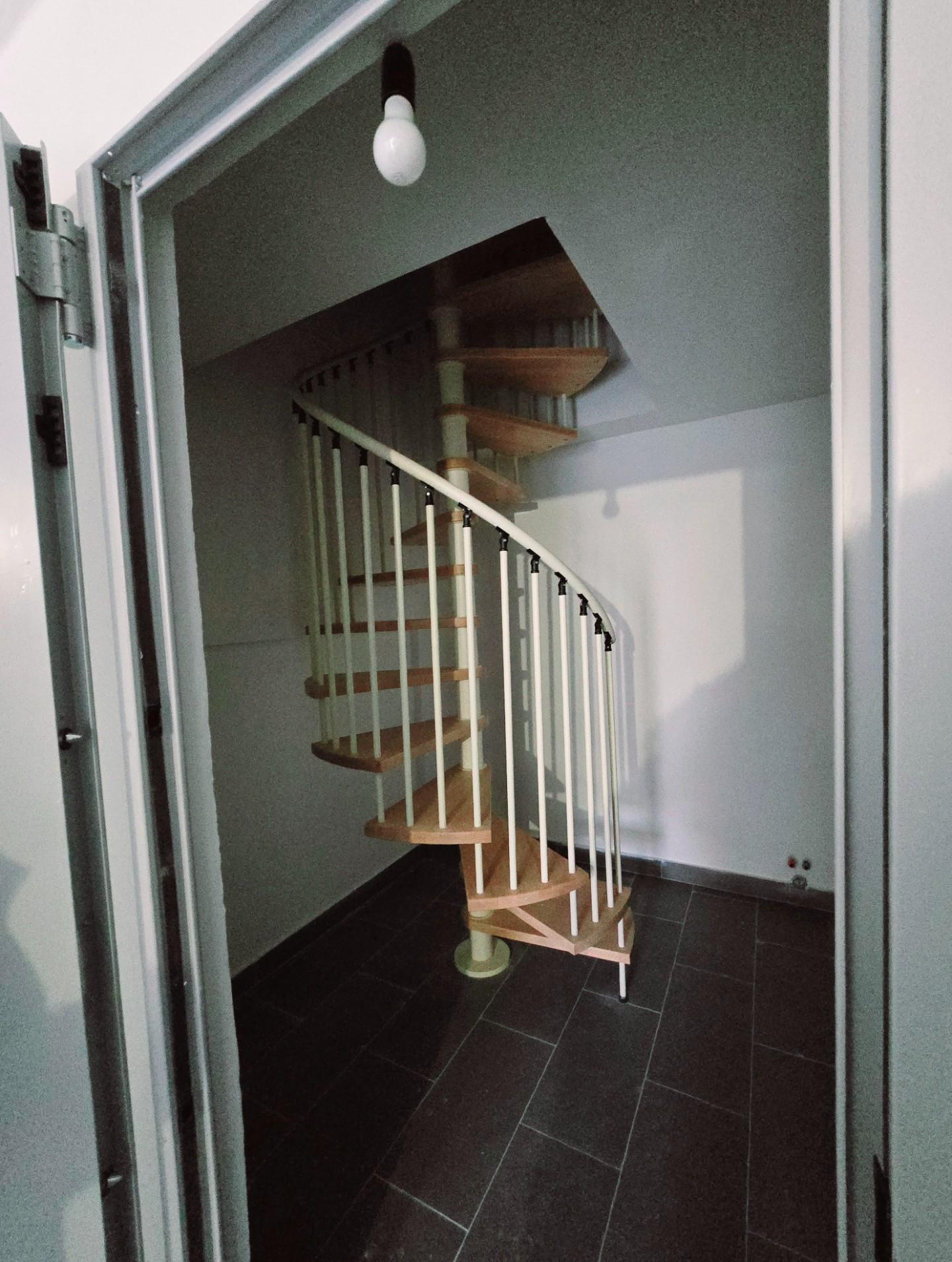 Immagine 15 di Appartamento in vendita  a Colle Di Val D'elsa