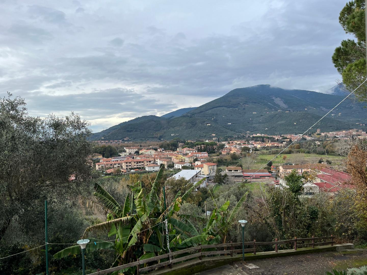 Immagine 6 di Rustico / casale in vendita  a Calci