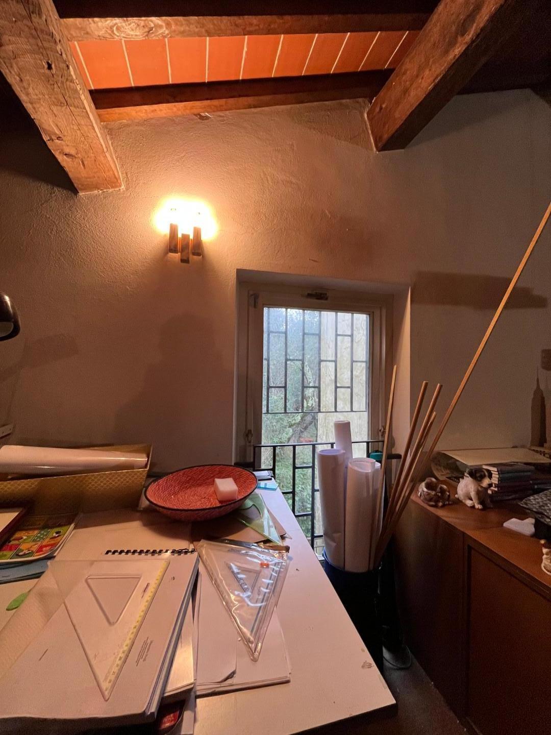 Immagine 34 di Rustico / casale in vendita  a Calci