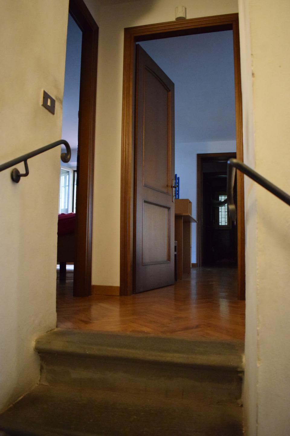 Immagine 25 di Rustico / casale in vendita  a Calci