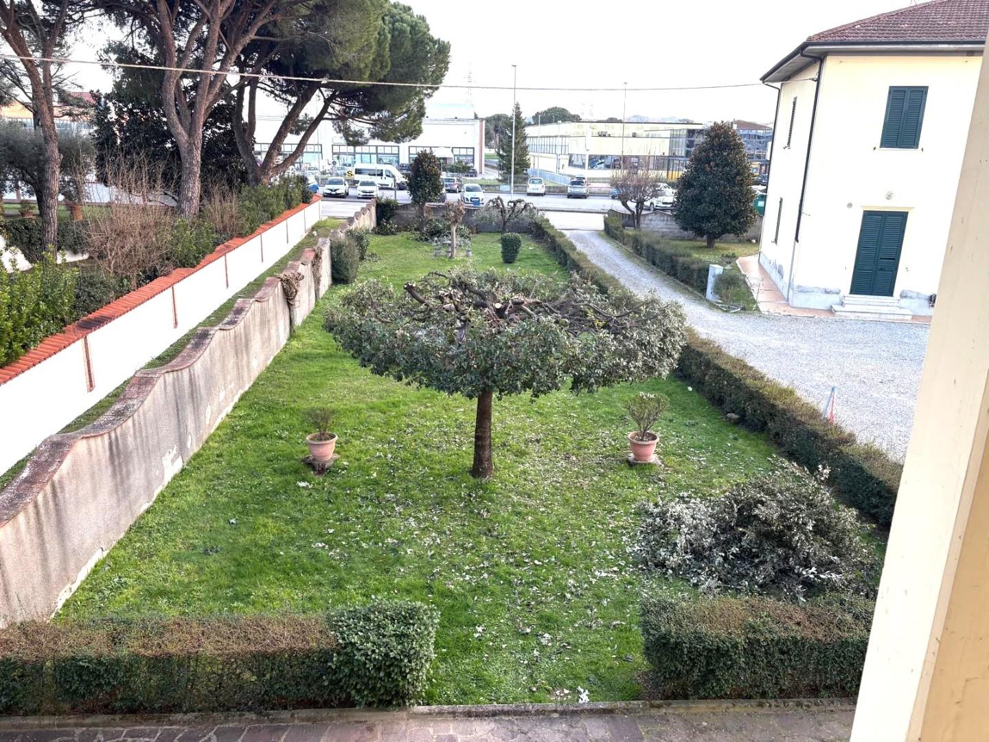 Immagine 34 di Appartamento in vendita  a Castelfranco Di Sotto