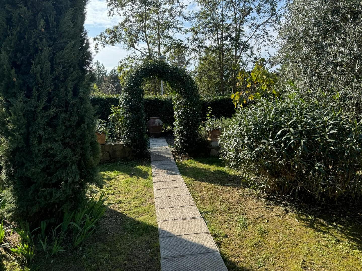 Immagine 27 di Villetta a schiera in vendita  a Monteroni D'arbia