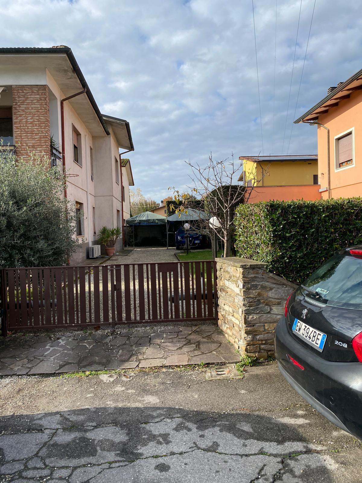 Immagine 17 di Appartamento in vendita  a Capannori