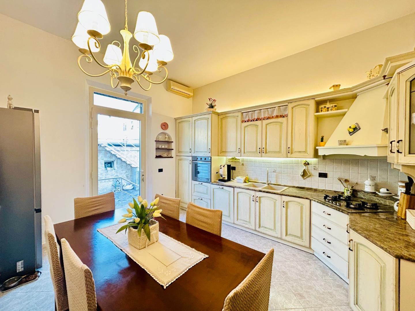 Immagine 10 di Terratetto in vendita  a Empoli