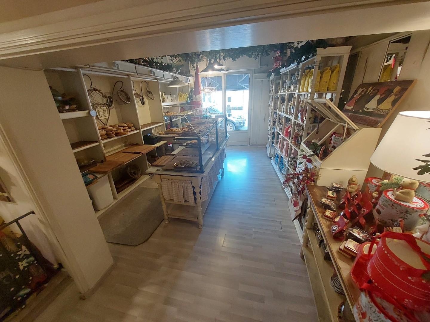 Immagine 4 di Locale commerciale in vendita  a Bientina