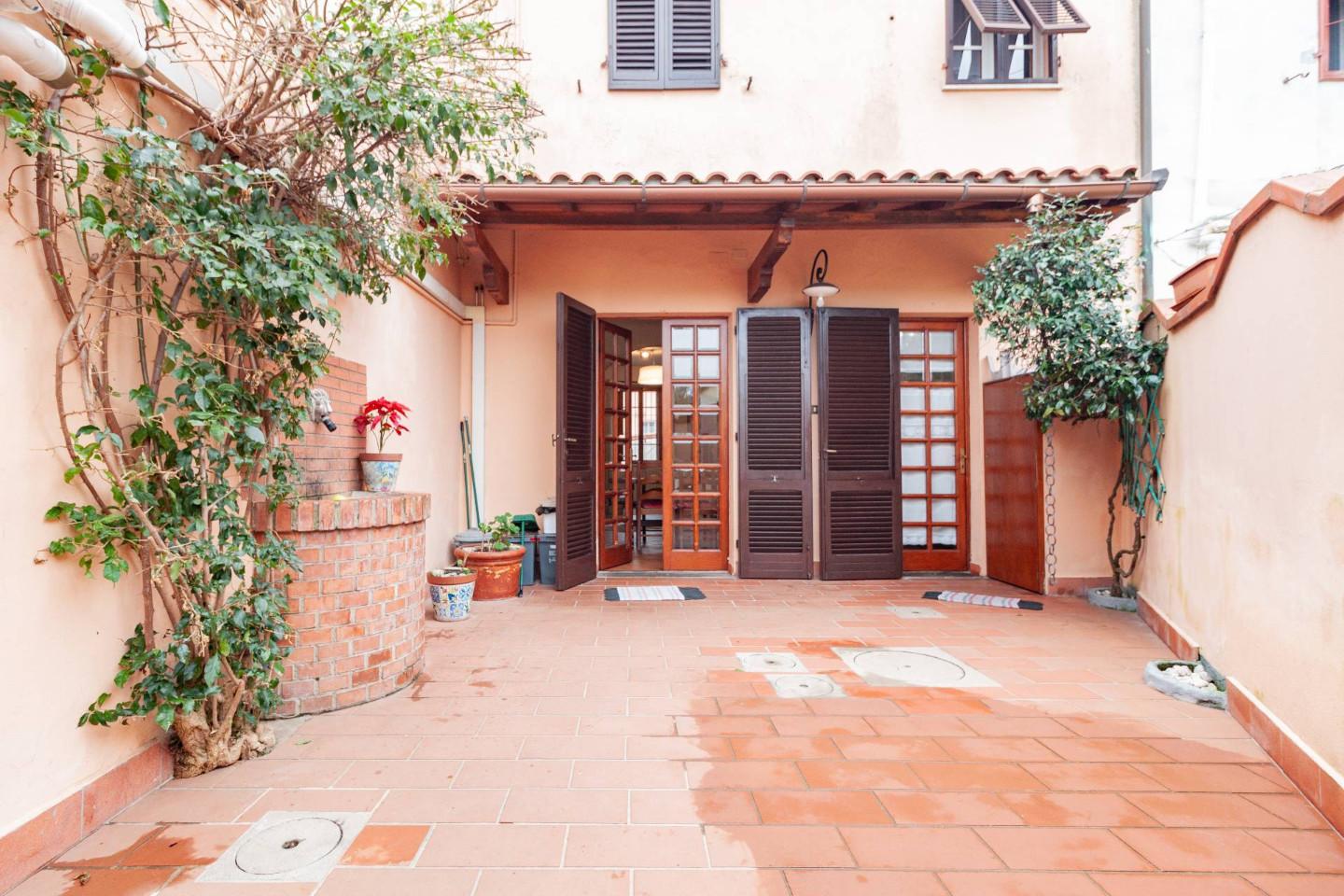 Immagine 19 di Terratetto in vendita  a Cascina