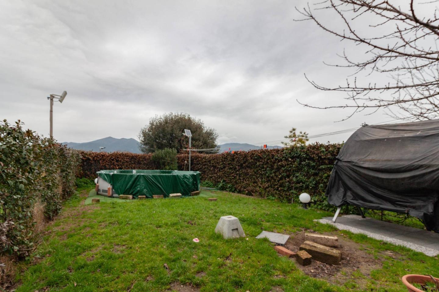 Immagine 26 di Terratetto in vendita  a Cascina