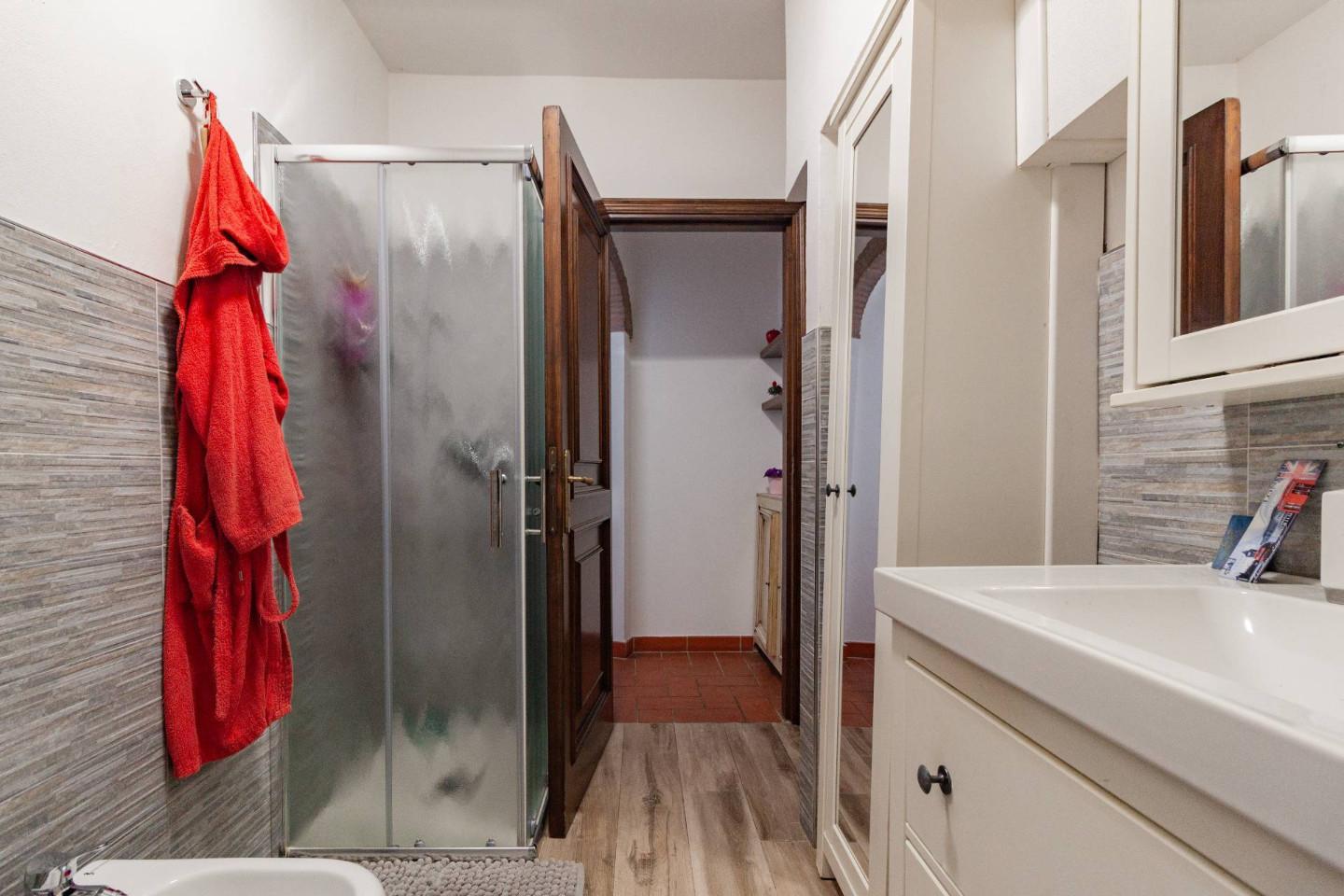 Immagine 23 di Terratetto in vendita  a Cascina