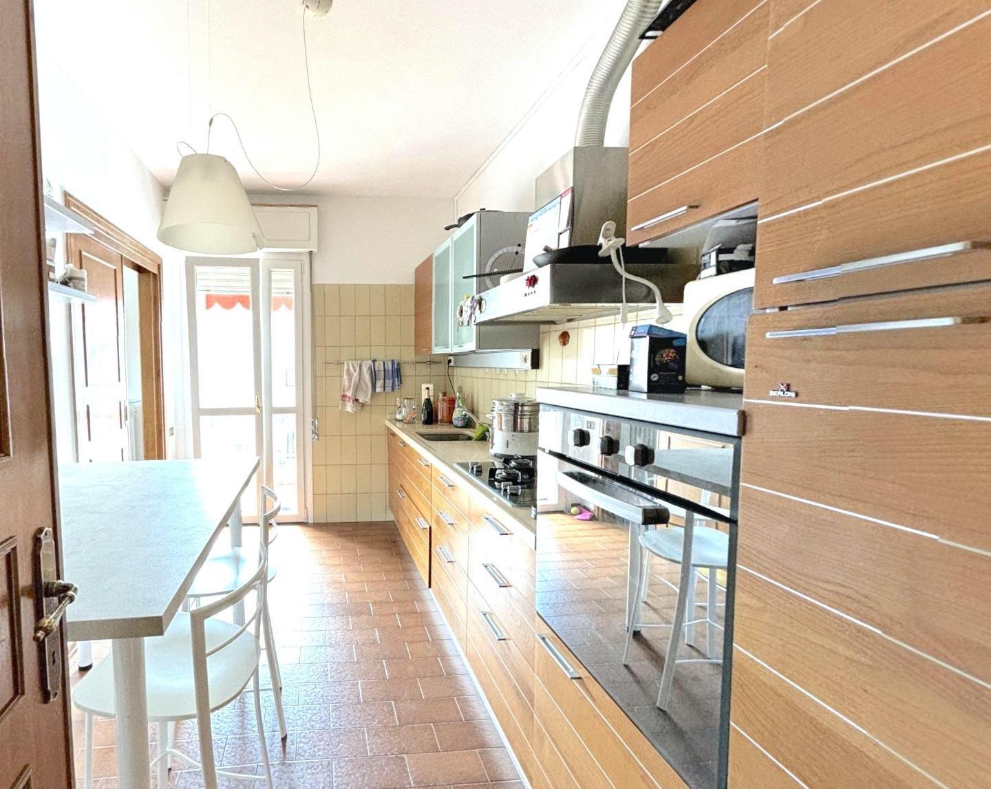 Immagine 8 di Appartamento in vendita  a Pisa