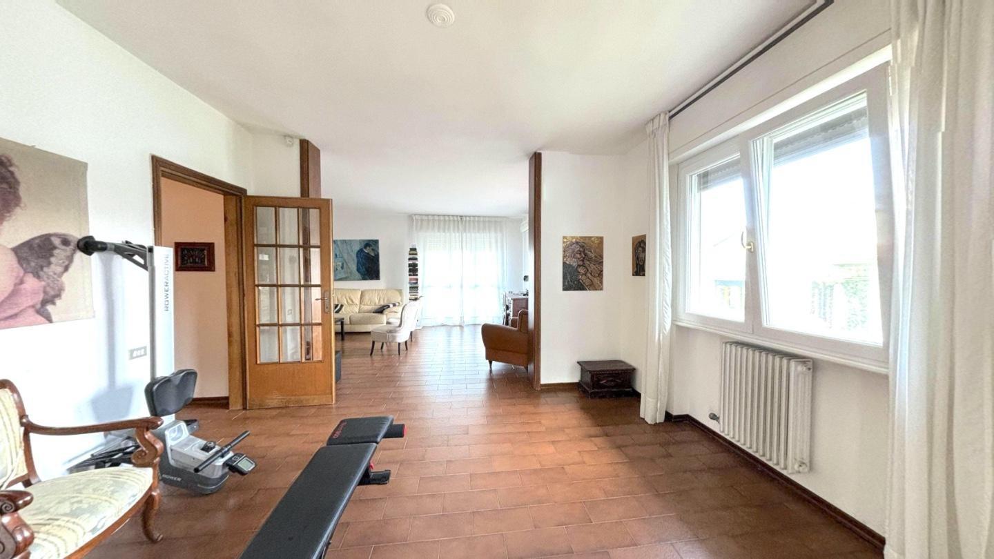 Immagine 3 di Appartamento in vendita  a Pisa