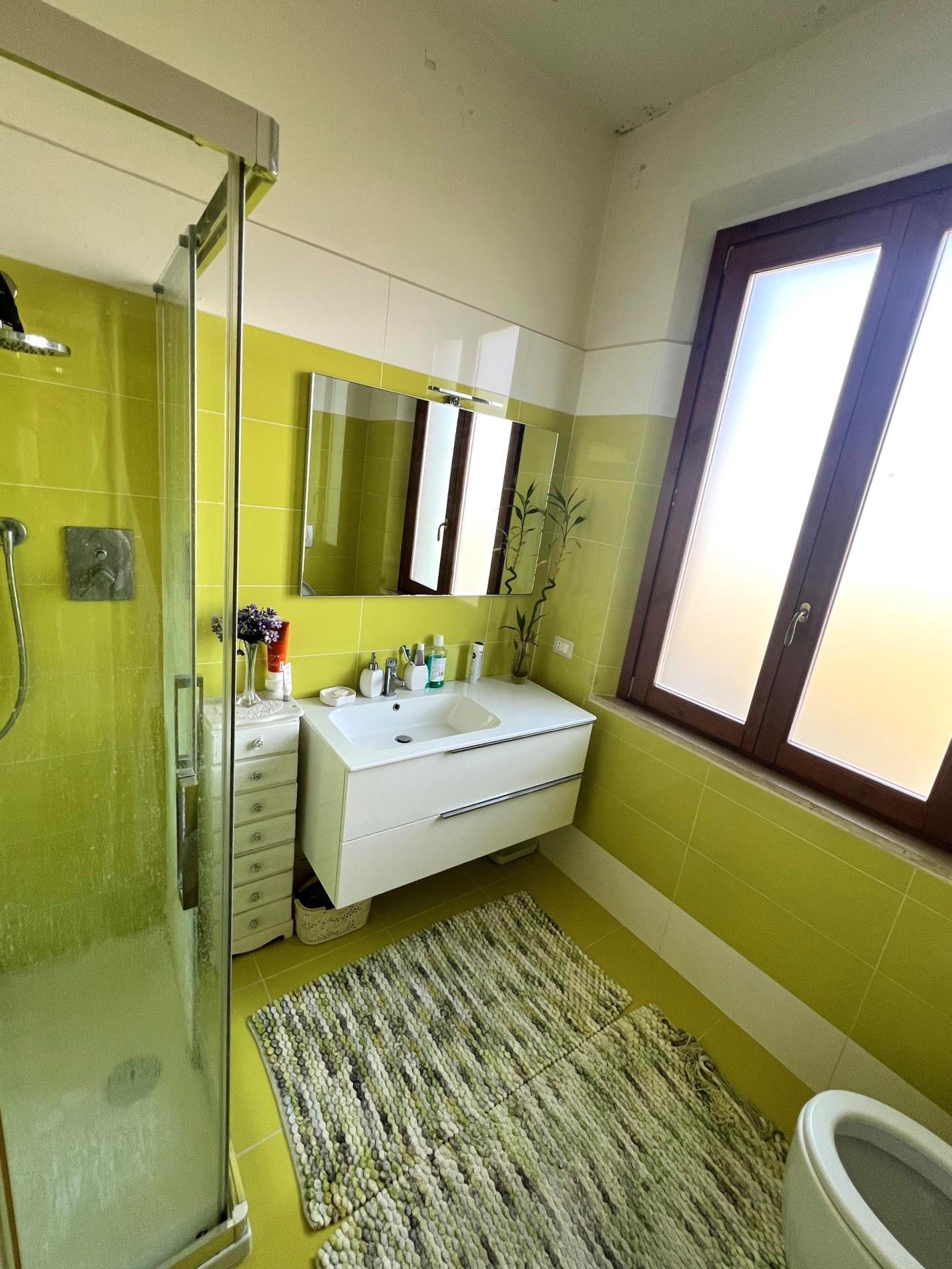 Immagine 17 di Appartamento in vendita  a Montelupo Fiorentino