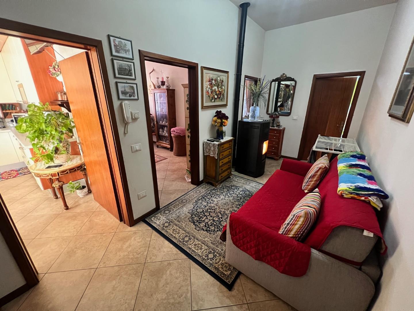 Immagine 25 di Appartamento in vendita  a Montelupo Fiorentino