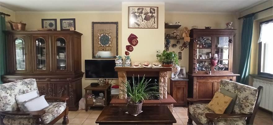 Immagine 9 di Villetta a schiera in vendita  a Pistoia