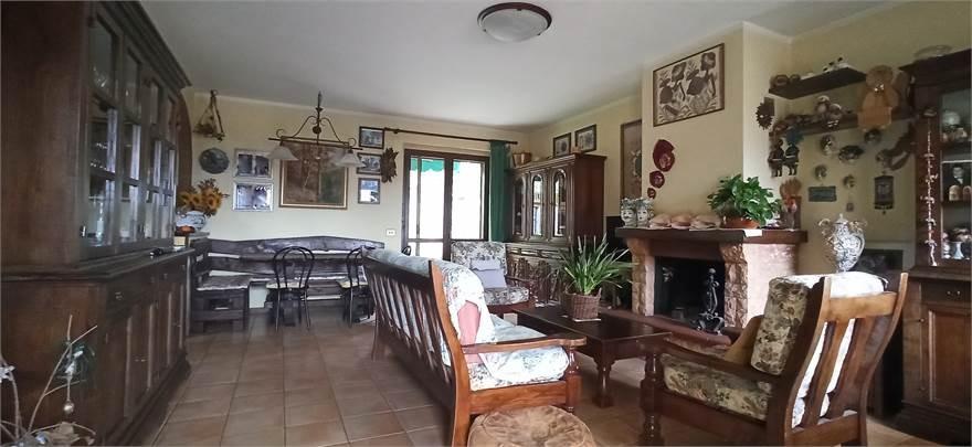 Immagine 11 di Villetta a schiera in vendita  a Pistoia