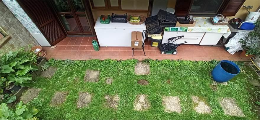 Immagine 5 di Villetta a schiera in vendita  a Pistoia