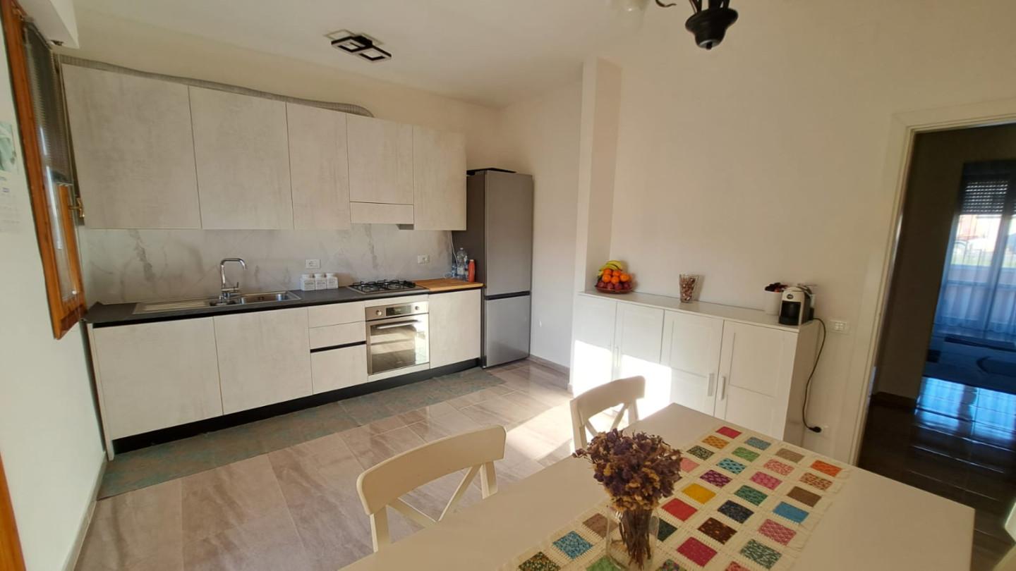 Immagine 3 di Appartamento in vendita  a Peccioli