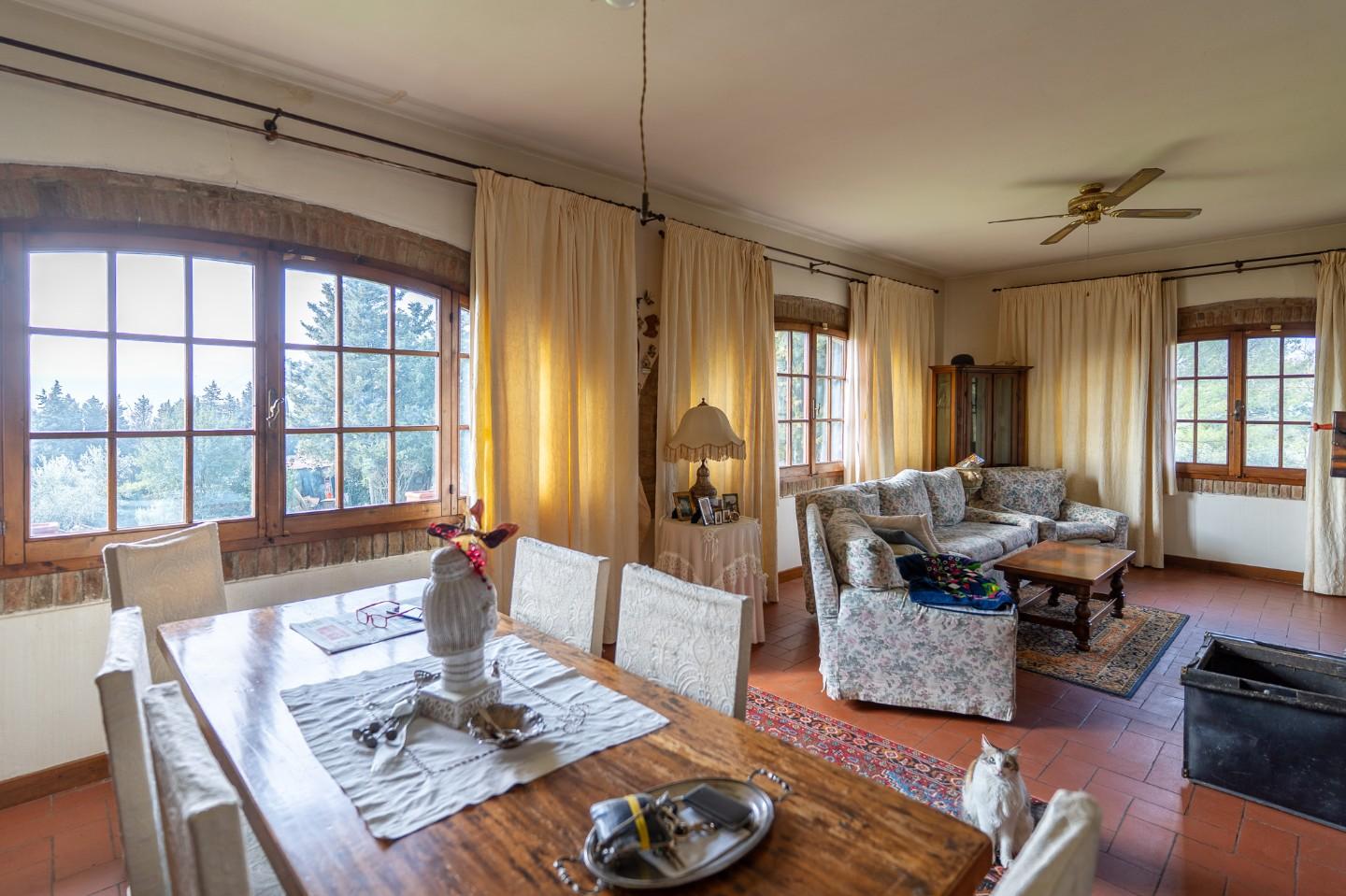 Immagine 37 di Casa colonica in vendita  a Montespertoli