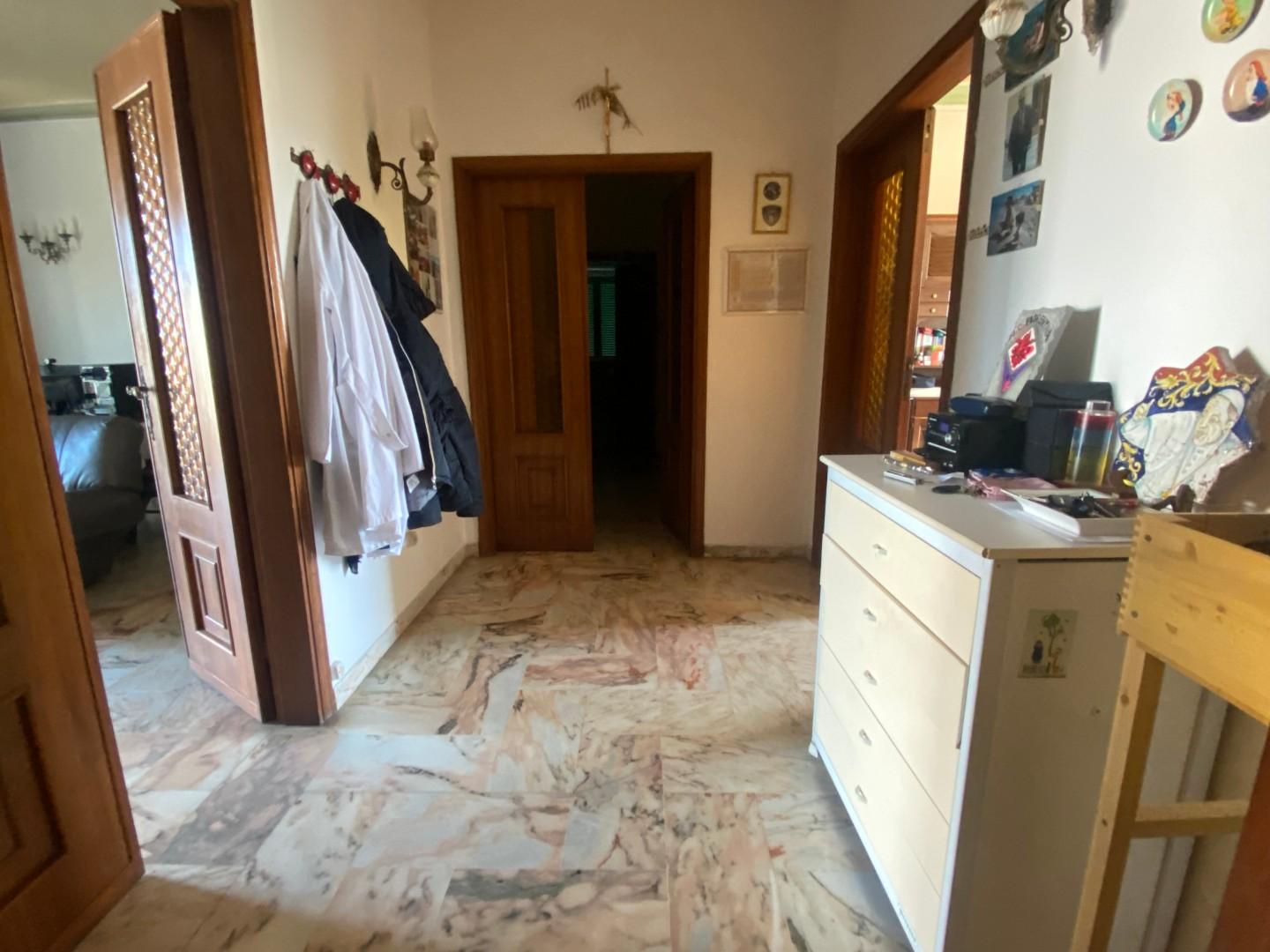 Immagine 18 di Villa in vendita  a San Giuliano Terme