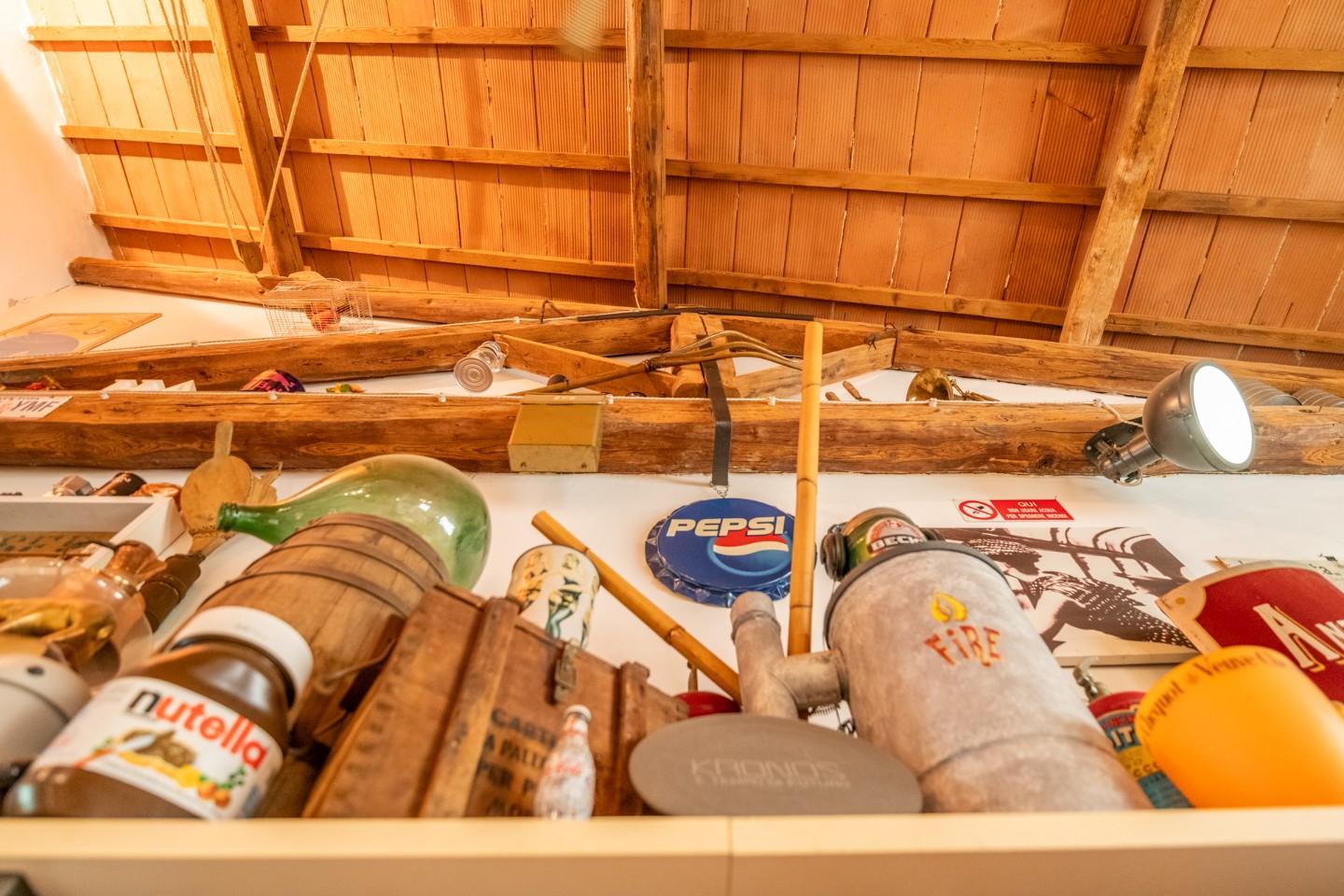 Immagine 35 di Locale commerciale in vendita  a Cascina