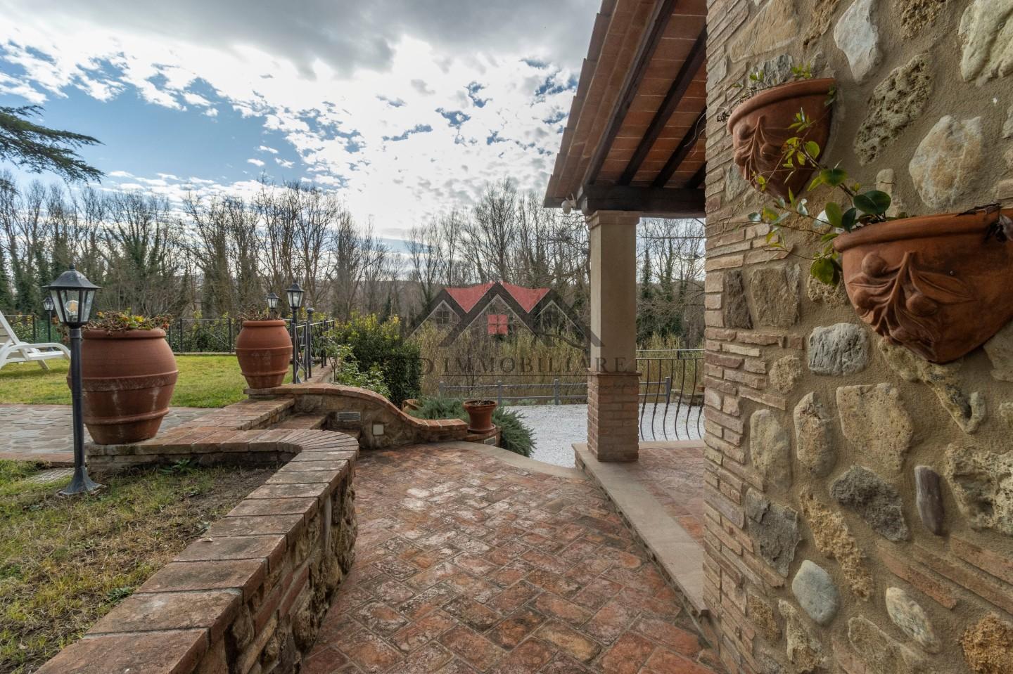 Immagine 69 di Casa indipendente in vendita  a Volterra