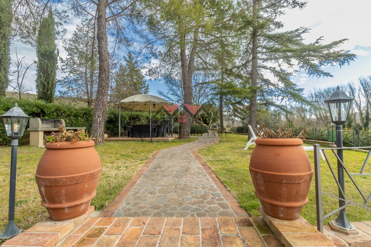 Immagine 60 di Casa indipendente in vendita  a Volterra