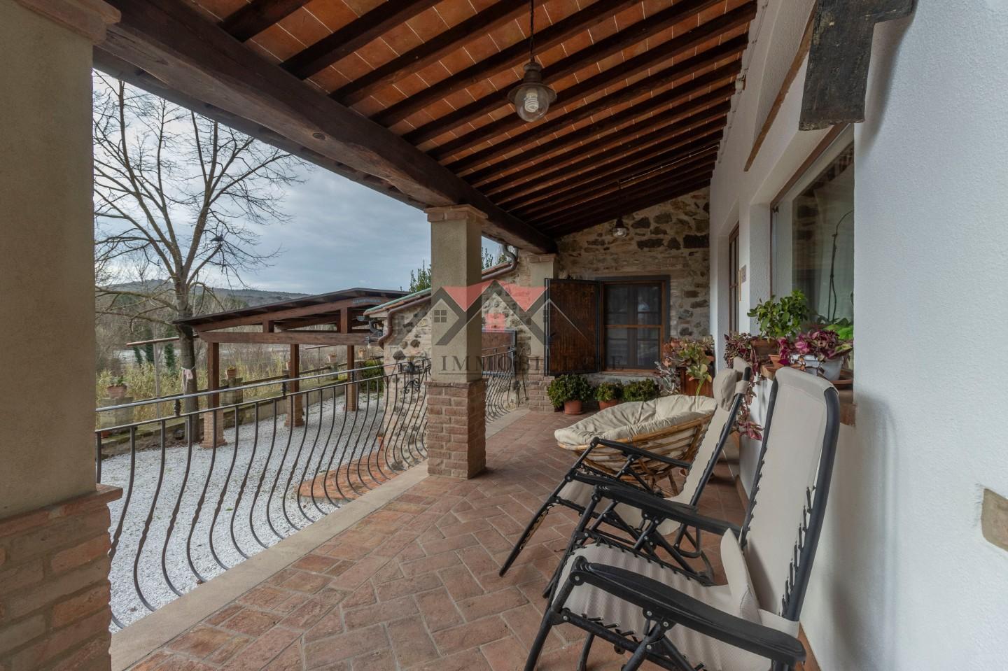 Immagine 70 di Casa indipendente in vendita  a Volterra