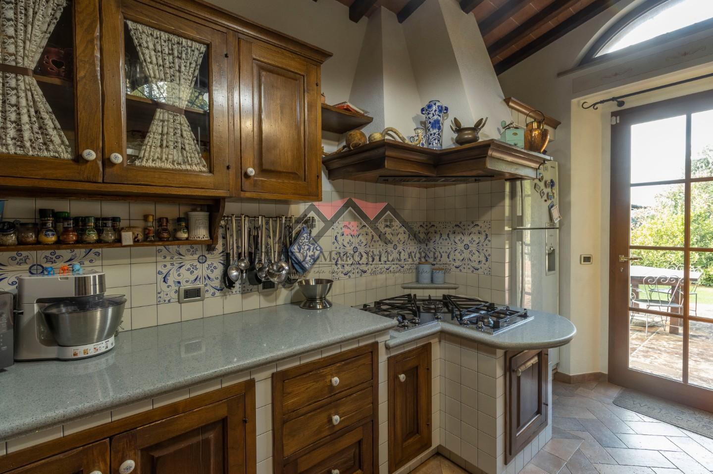 Immagine 24 di Casa indipendente in vendita  a Volterra