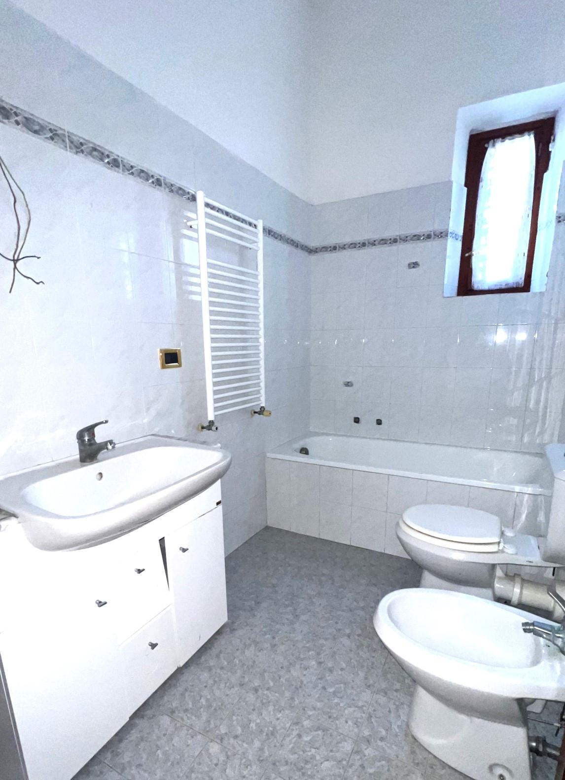 Immagine 26 di Appartamento in vendita  a Montelupo Fiorentino