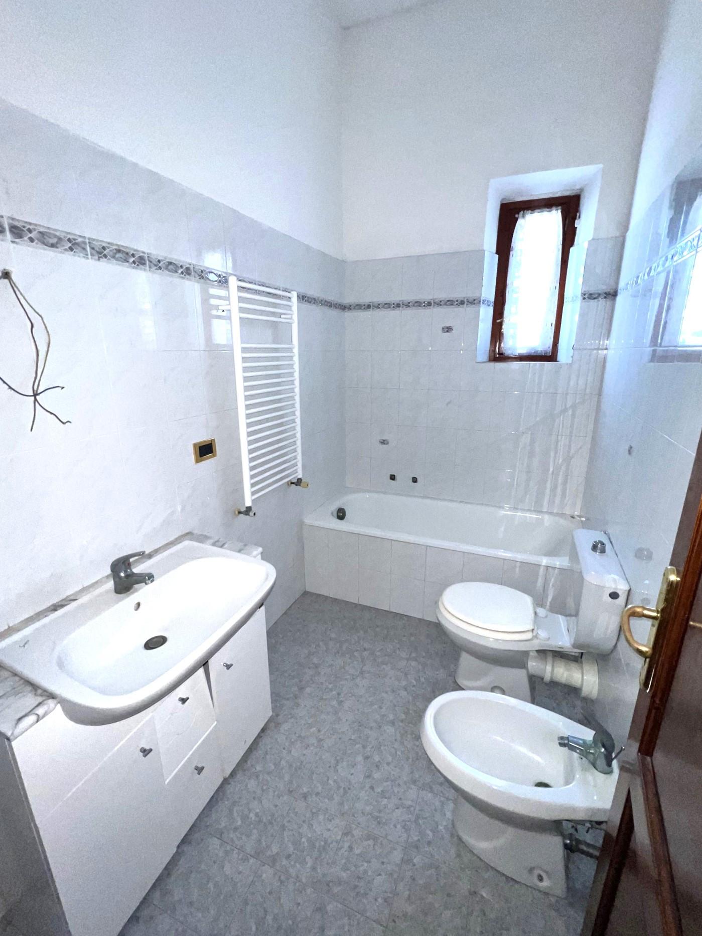 Immagine 25 di Appartamento in vendita  a Montelupo Fiorentino