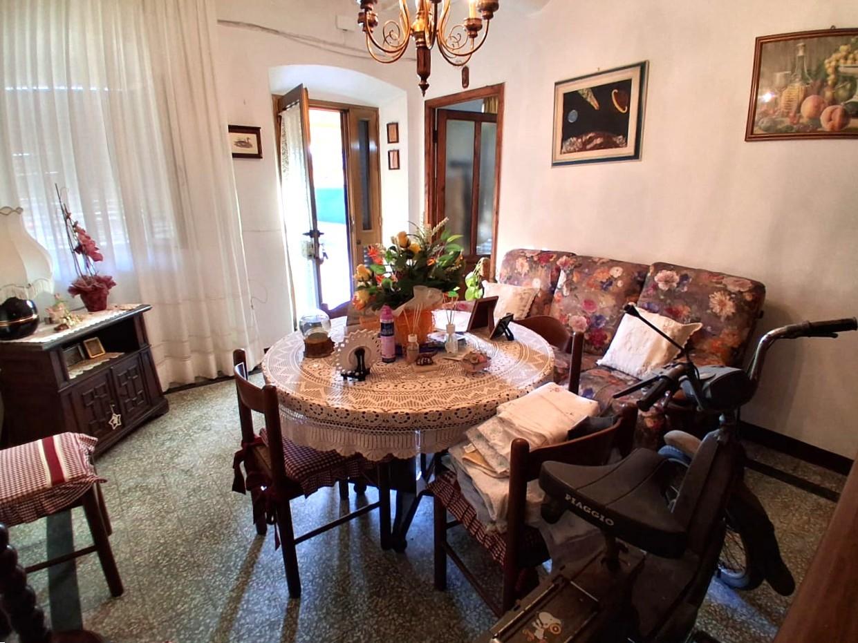 Immagine 1 di Terratetto in vendita  a Capannori