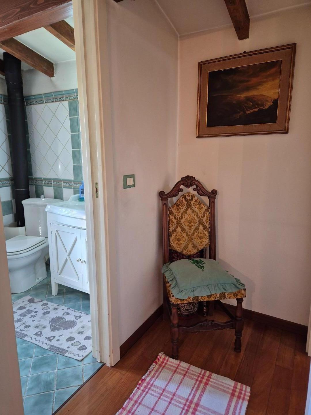 Immagine 2 di Casa trifamiliare in vendita  a Ortonovo