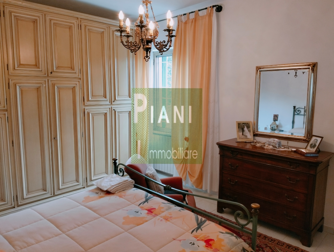 Immagine 7 di Appartamento in vendita  a Livorno