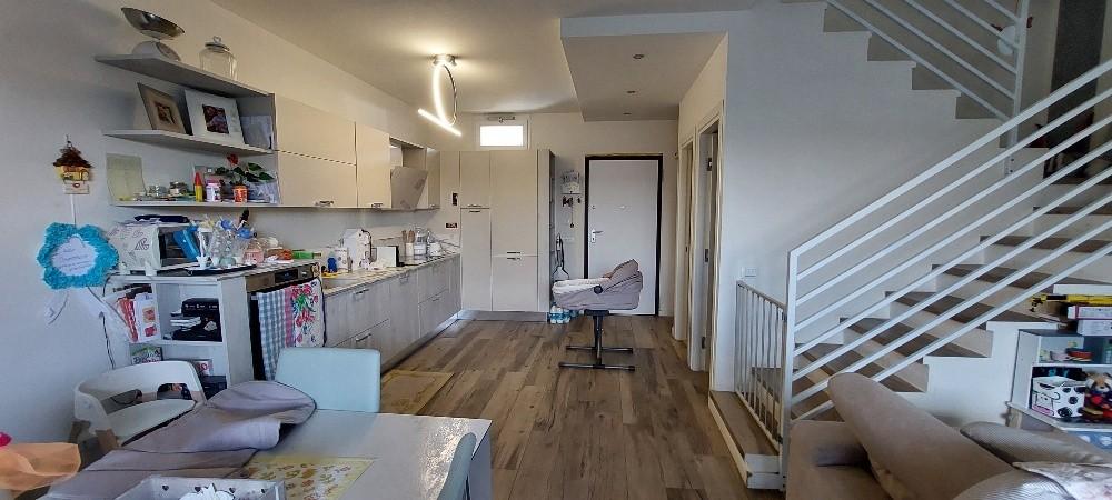 Immagine 3 di Villetta a schiera in vendita  a Pistoia