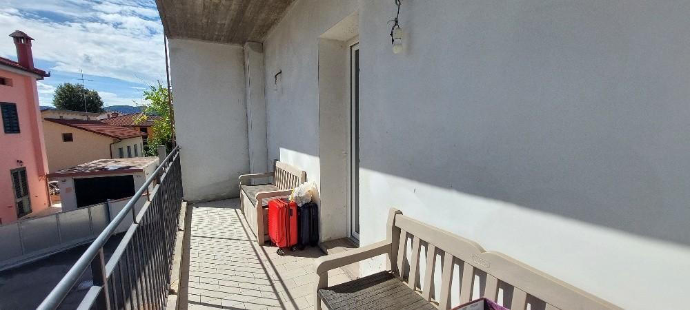 Immagine 15 di Villetta a schiera in vendita  a Pistoia