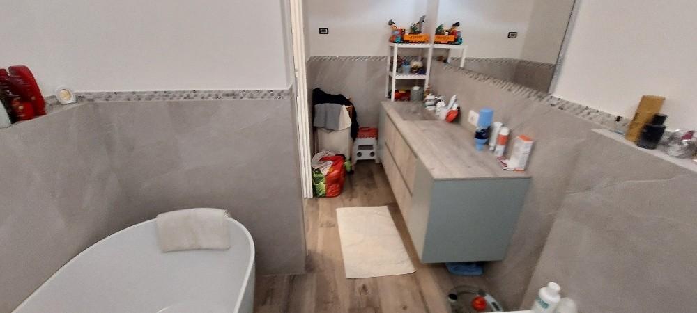 Immagine 17 di Villetta a schiera in vendita  a Pistoia