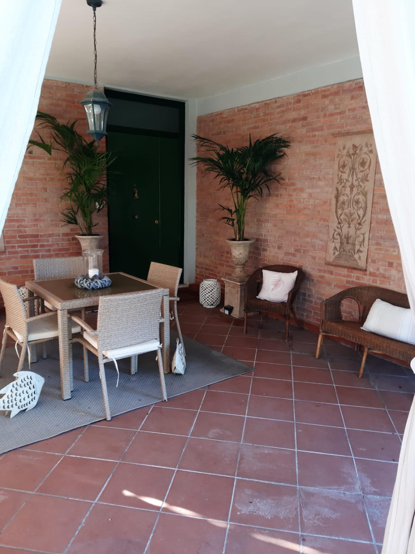 Immagine 8 di Casa bifamiliare in affitto  a Ameglia