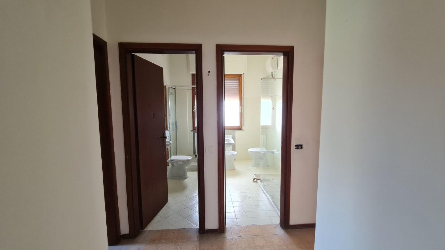 Immagine 9 di Appartamento in vendita  a Montopoli In Val D'arno