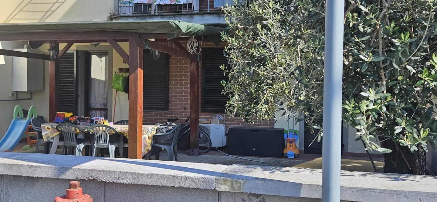 Immagine 2 di Appartamento in vendita  a Santa Maria A Monte