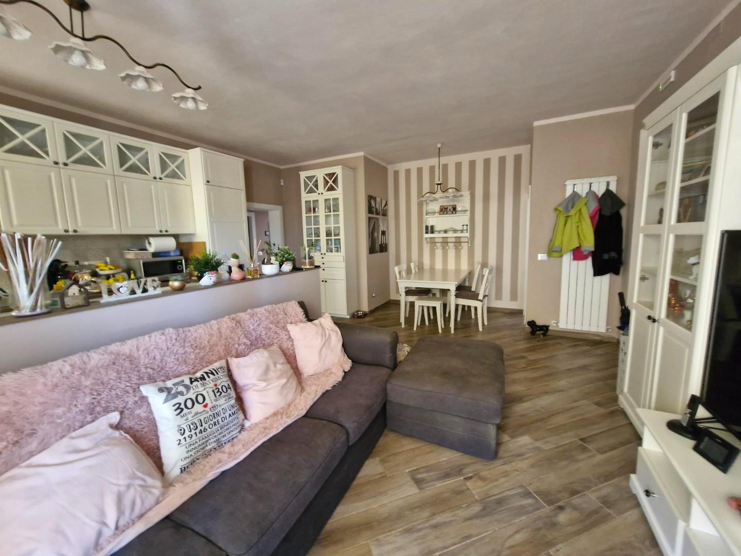 Immagine 5 di Appartamento in vendita  a San Vincenzo