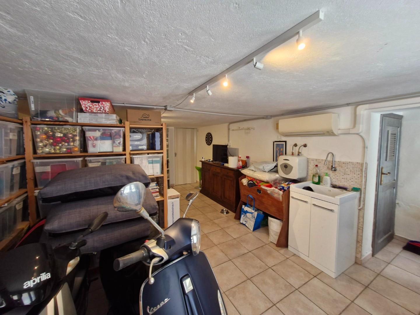 Immagine 41 di Appartamento in vendita  a San Vincenzo