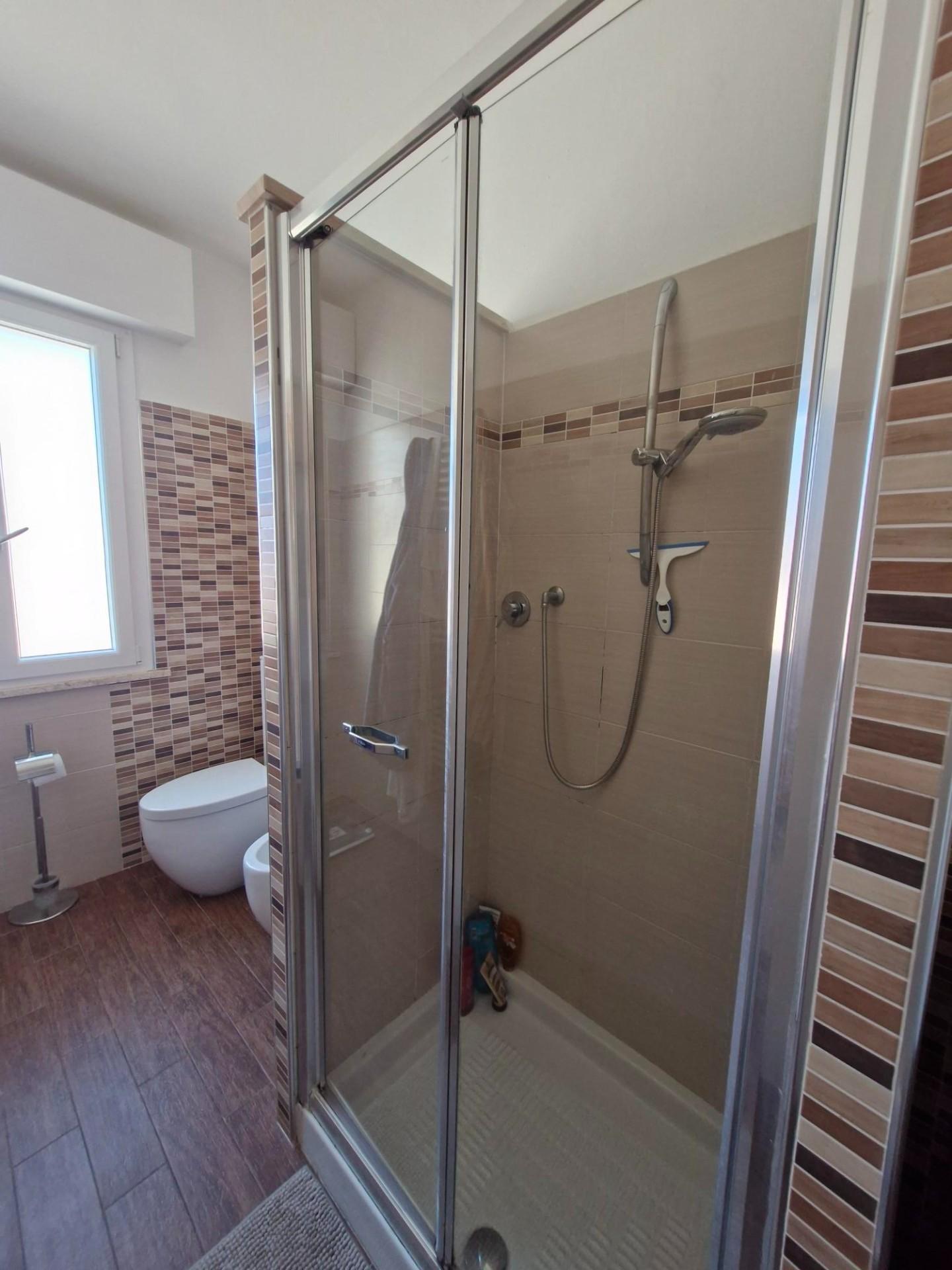 Immagine 13 di Appartamento in vendita  a San Vincenzo