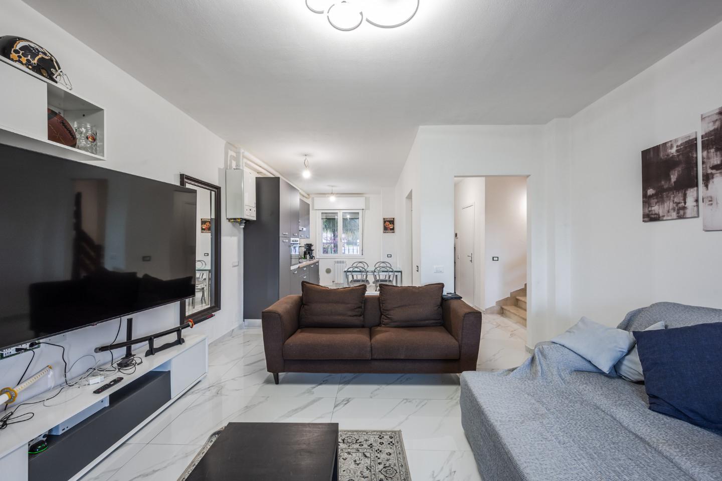 Immagine 9 di Villetta a schiera in vendita  a San Prospero