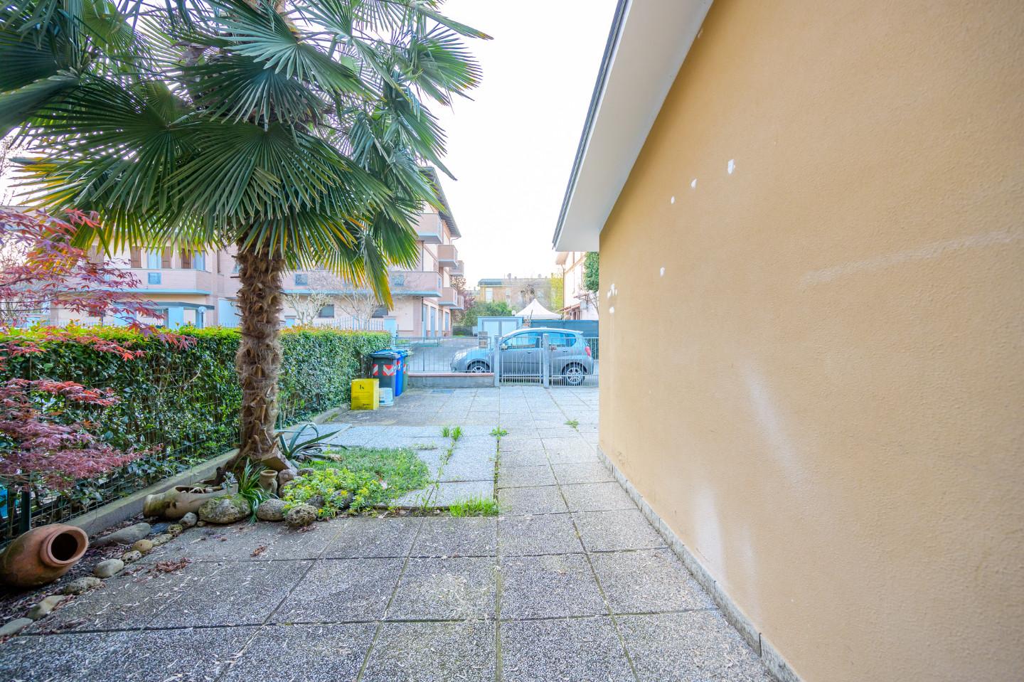 Immagine 36 di Villetta a schiera in vendita  a San Prospero