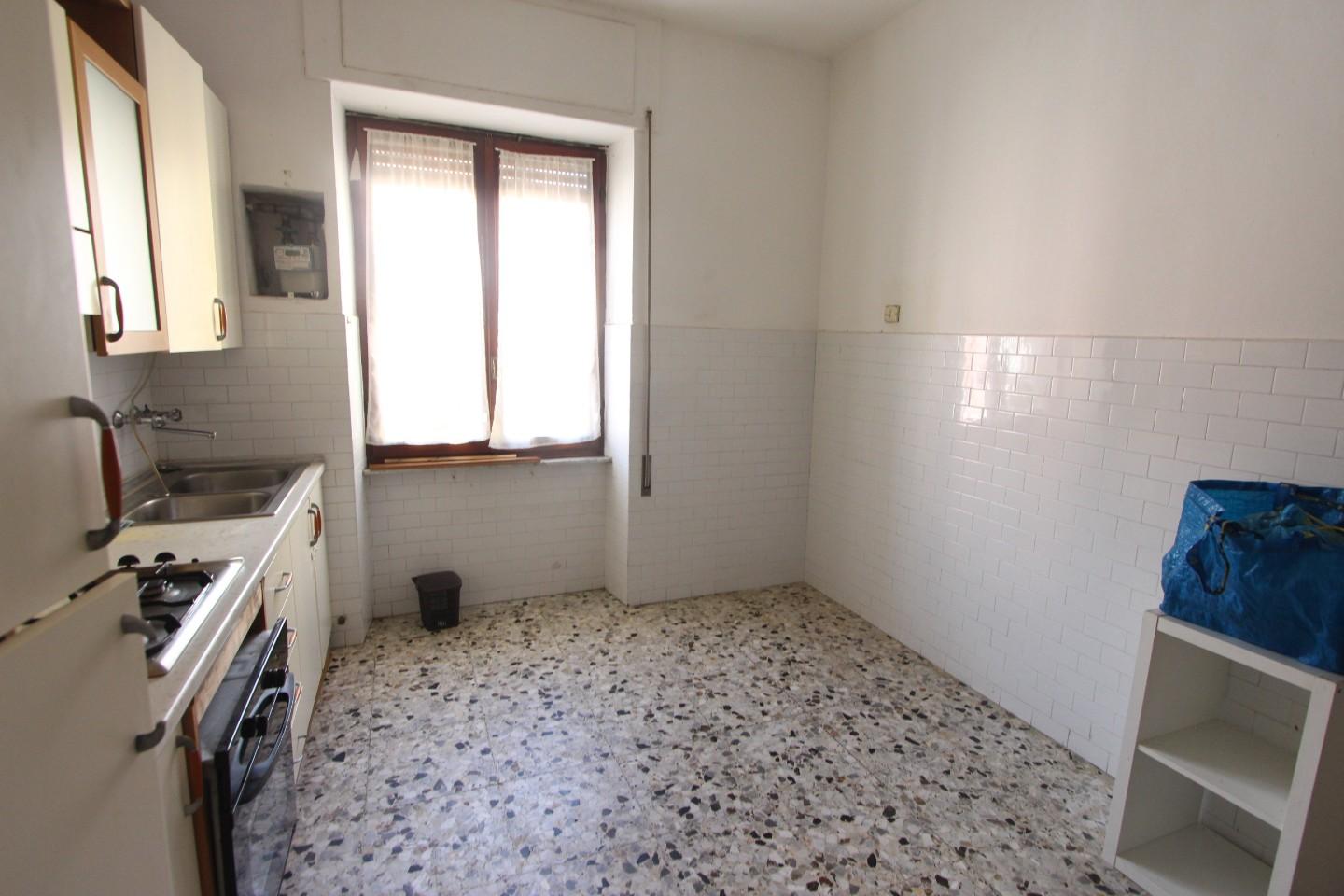 Immagine 3 di Appartamento in vendita  a La Spezia