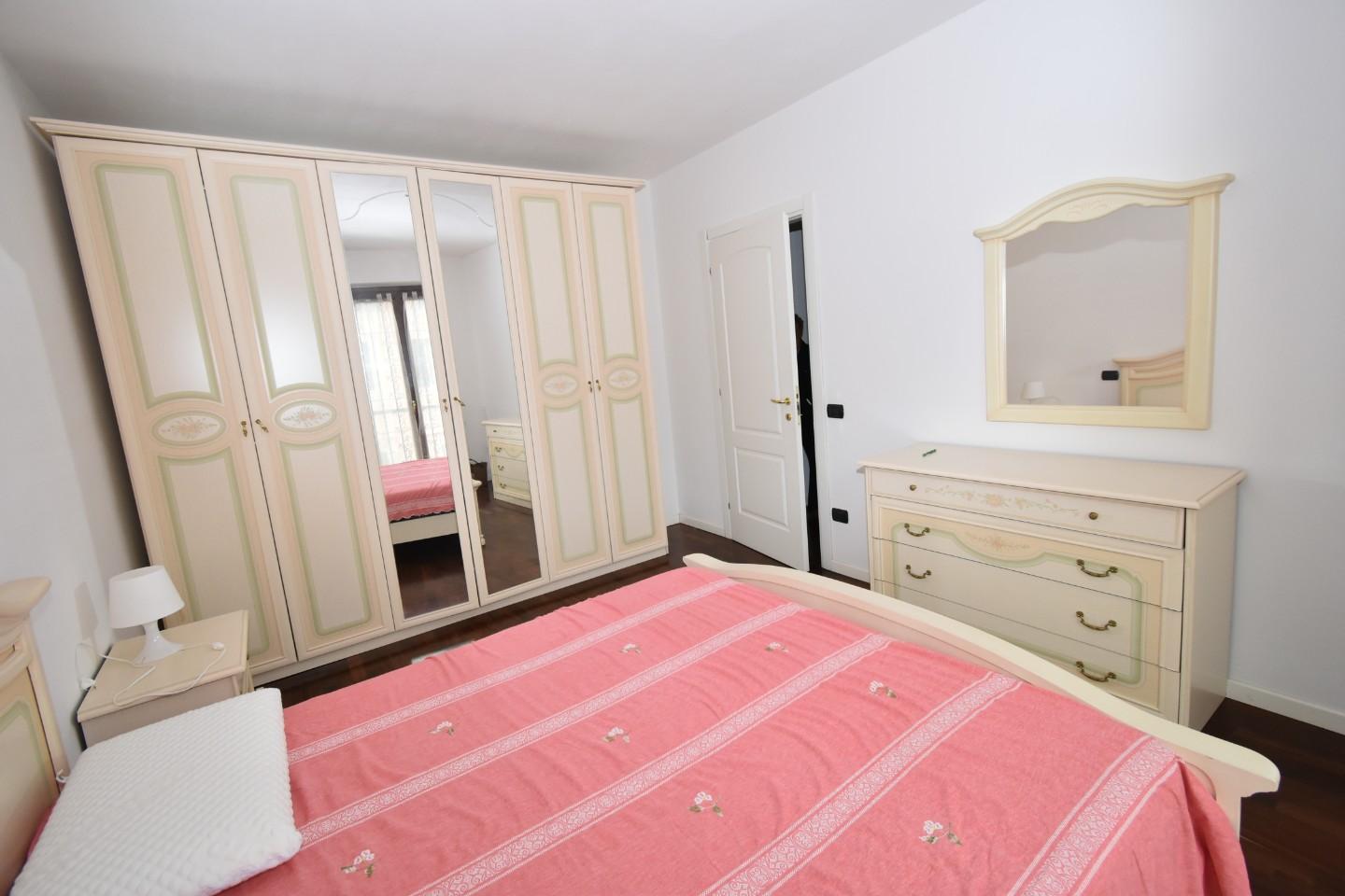 Immagine 18 di Casa bifamiliare in vendita  a Vecchiano