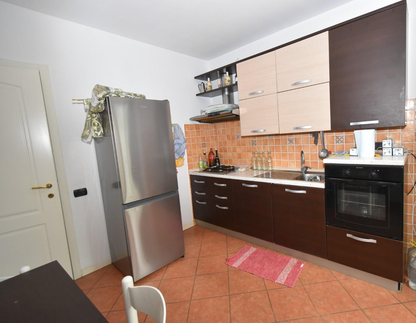 Immagine 11 di Casa bifamiliare in vendita  a Vecchiano