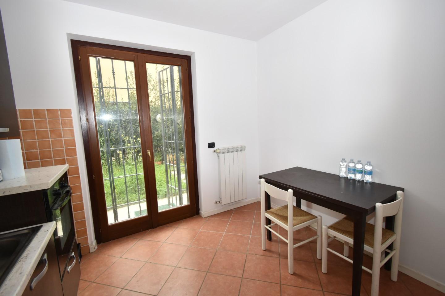 Immagine 14 di Casa bifamiliare in vendita  a Vecchiano