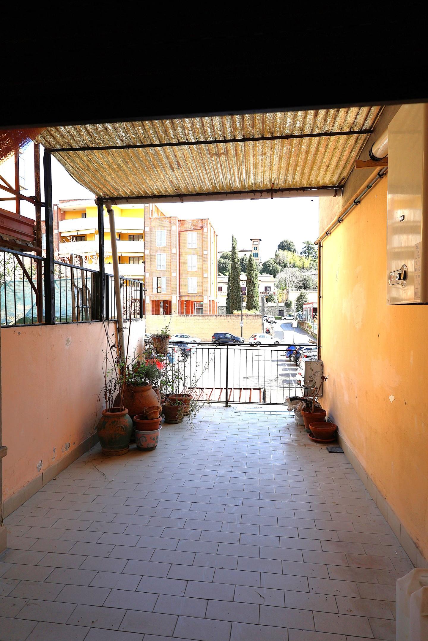 Immagine 4 di Appartamento in vendita  a Poggibonsi