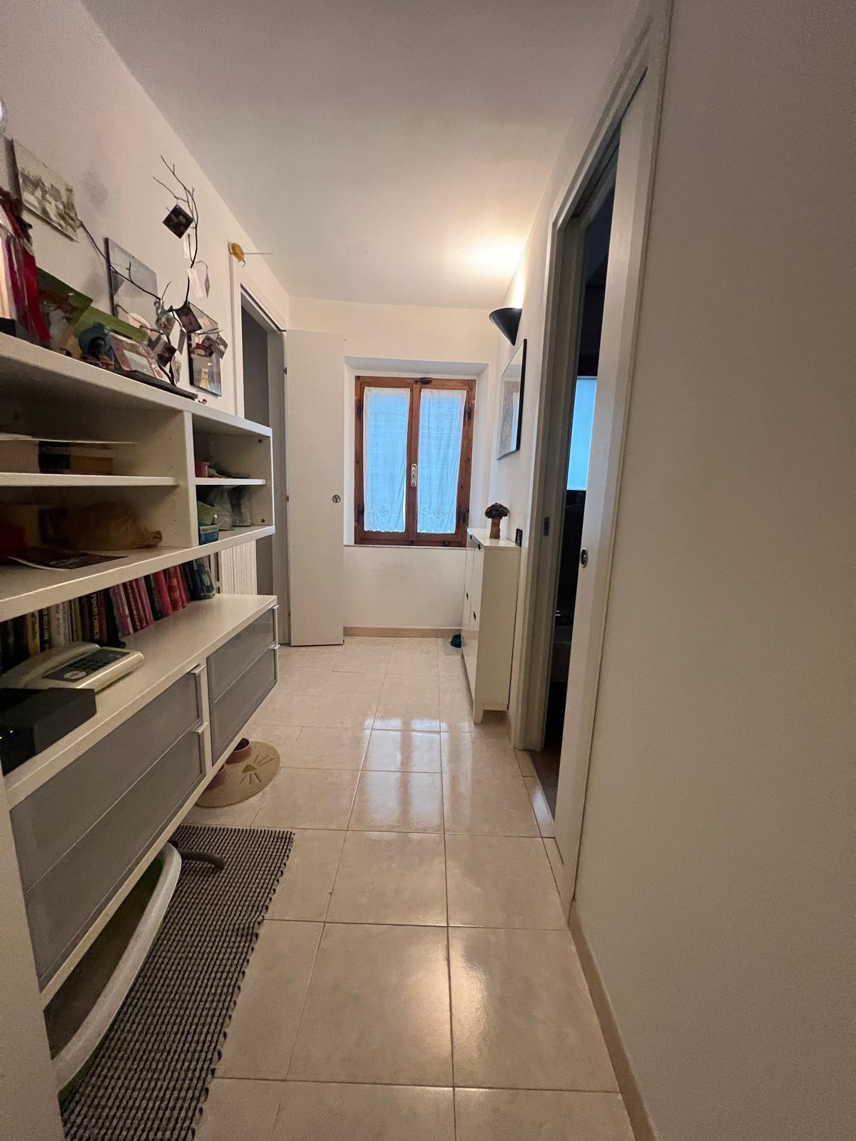 Immagine 27 di Appartamento in vendita  a Colle Di Val D'elsa