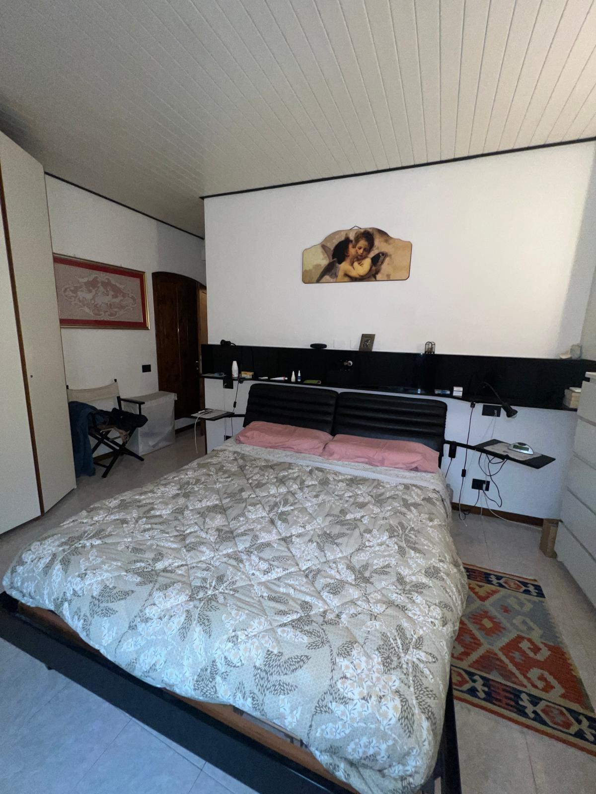 Immagine 33 di Appartamento in vendita  a Colle Di Val D'elsa